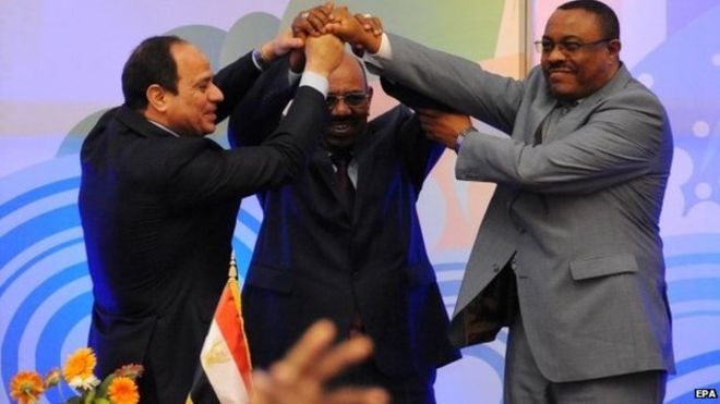 إثيوبيا تستغل خطأً كبيراً اقترفته مصر والسودان خلال مفاوضات سد النهضة.. والآن  تحاول إجبارهما على شراء مياه النيل