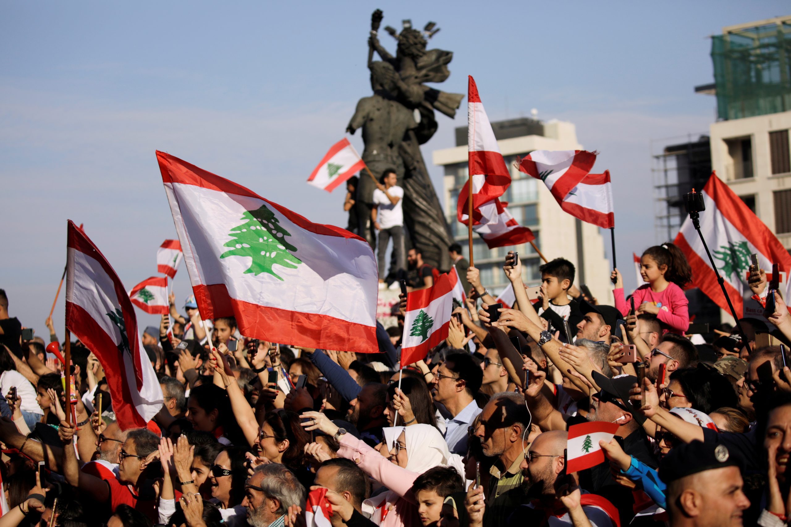 ماذا يعني قرار لبنان عدم القدرة على سداد الديون؟ وهل يعتبر هذا “إفلاساً”؟