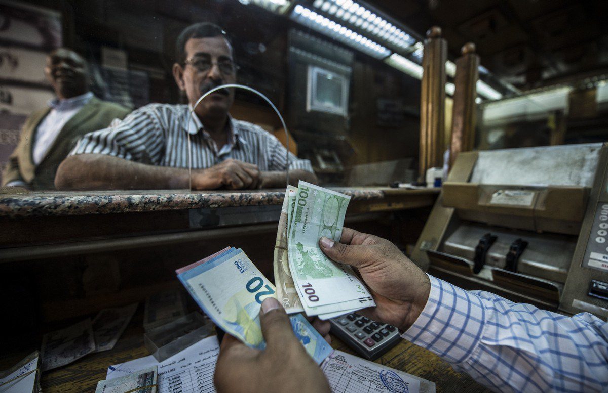 تحويلات المغتربين حول العالم تفقد 100 مليار دولار بسبب كورونا، و800 مليون أسرة تدفع الثمن