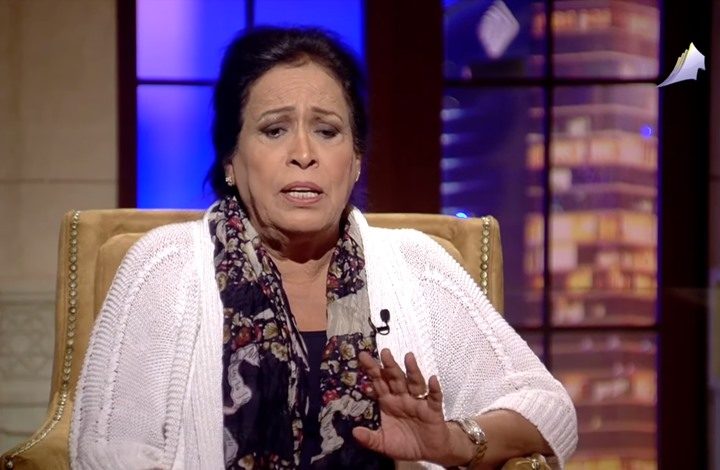 “والله أرميهم بالصحرا”! الفنانة الكويتية حياة الفهد تثير غضباً بتصريحاتها عن العمالة الوافدة (فيديو) 