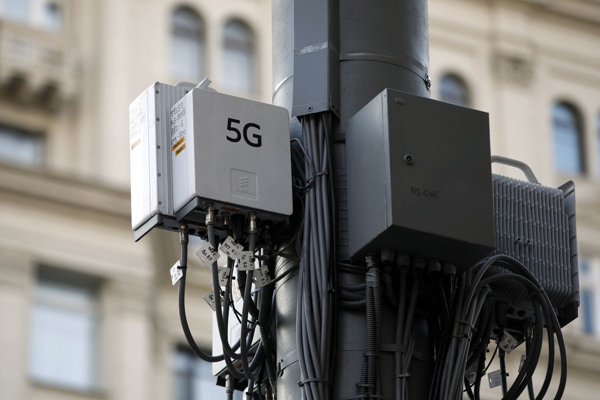 هل 5G السبب في ظهور فيروس كورونا؟ حقيقة أحدث تقاليع نظريات المؤامرة