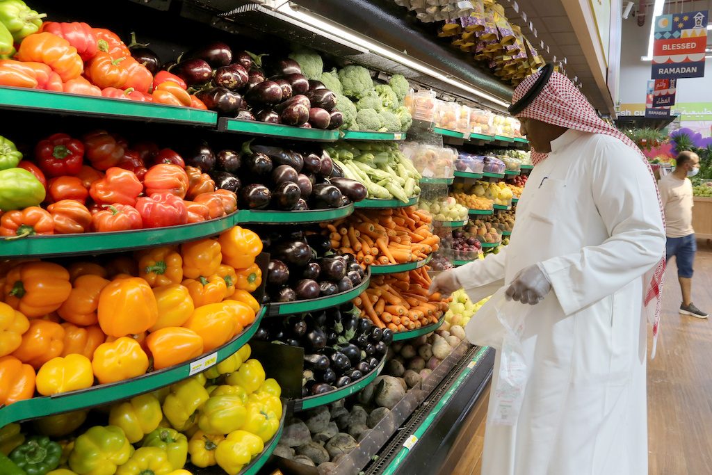 أكثر من مليار دولار لتفادي أزمة غذائية في ظل كورونا..  السعودية تعزز الإنفاق على المشروعات الزراعية