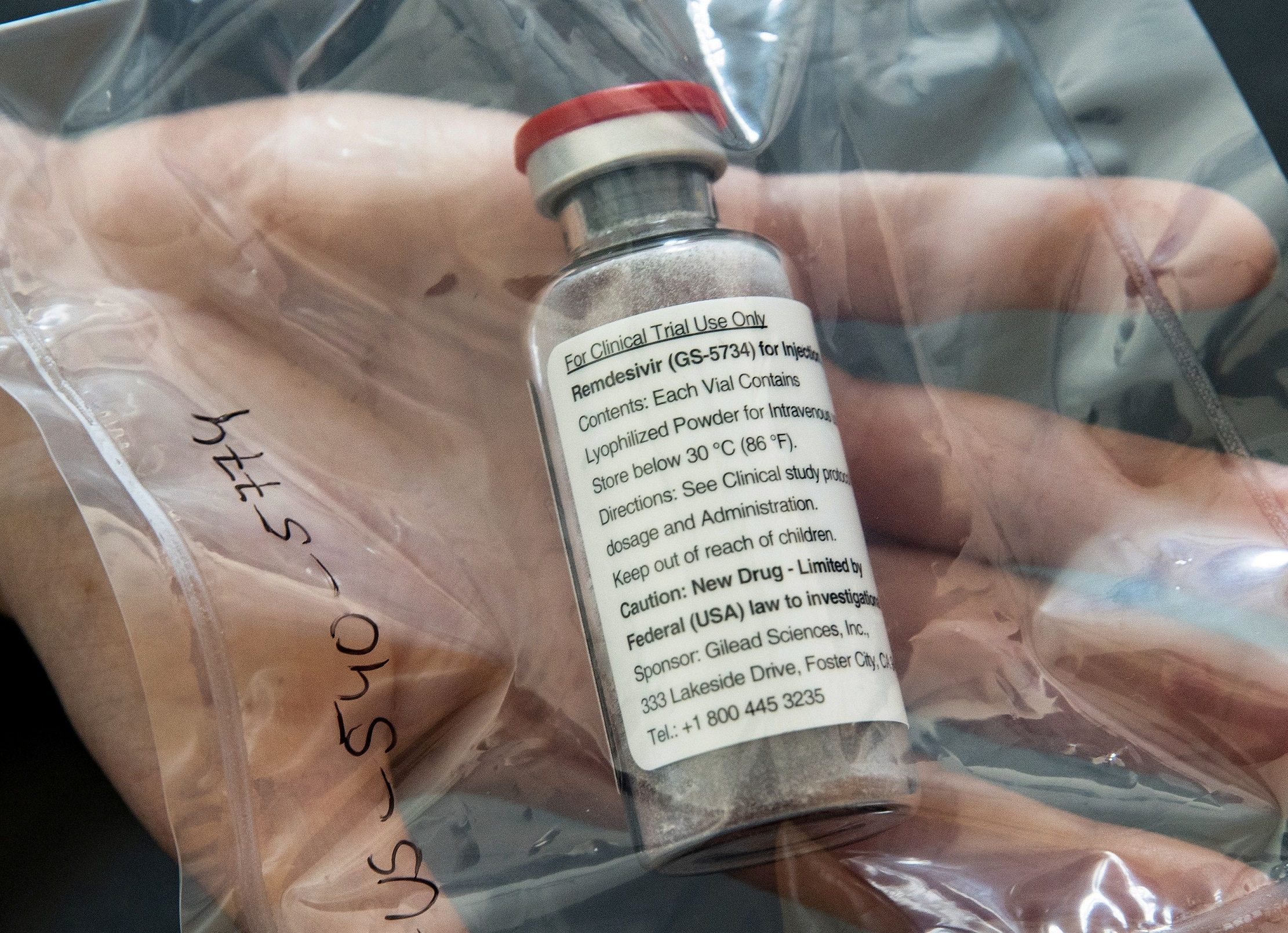 أمريكا زبون فقط.. الصين تسيطر على عالم الأدوية والعقاقير وهي من يمنح الهند المواد الأولية لصناعتها