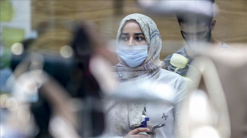 هلع ورعب.. أنا طبيبة مصرية وشاهدةٌ على كارثة تحوّلنا لبلد موبوء بكورونا!