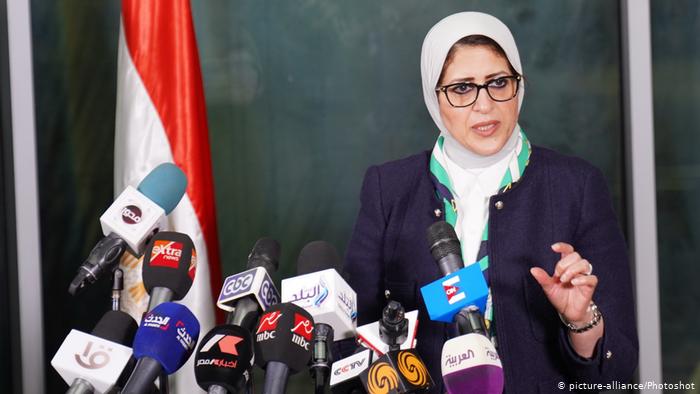 50 ألف مصاب وأكثر من 1000 حالة وفاة في وقت قصير جداً .. لماذا فشلت تدابير الإغلاق المصرية في احتواء تفشّي فيروس كورونا؟