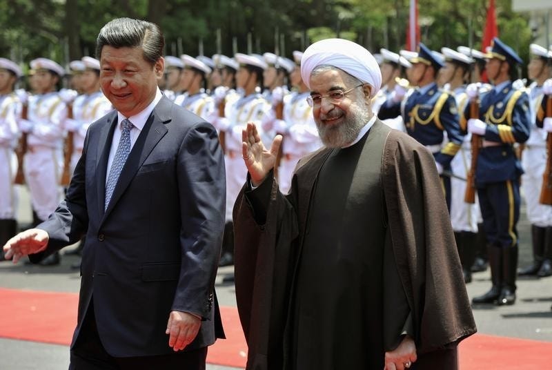 “مزحة كورونا المريرة”.. كيف أدى خوف قادة إيران من الصين إلى كارثة تتجاوز الجائحة؟