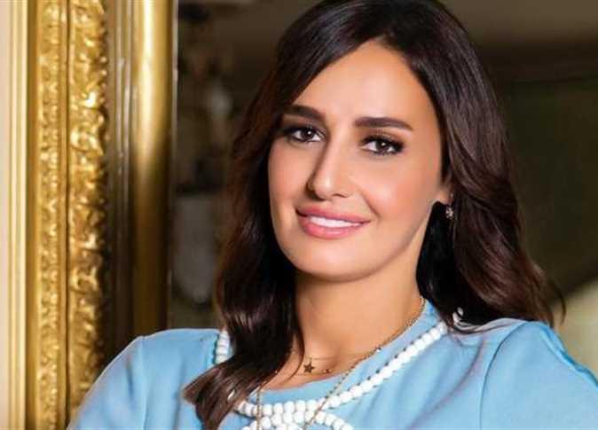 Social Media/ حلا شيحة