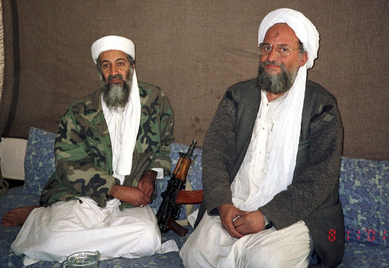 10 ملايين دولار للإبلاغ عن قائد داعش الجديد.. هل ساعدت مكافأة الخارجية الأمريكية في اعتقال أي شخص من قبل؟