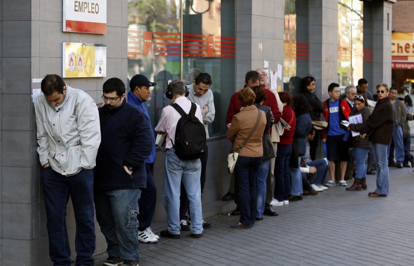 بريطانيا تدخل أسوأ ركود في تاريخها.. كورونا تسبَّب لها في أكبر انكماش اقتصادي منذ 65 عاماً
