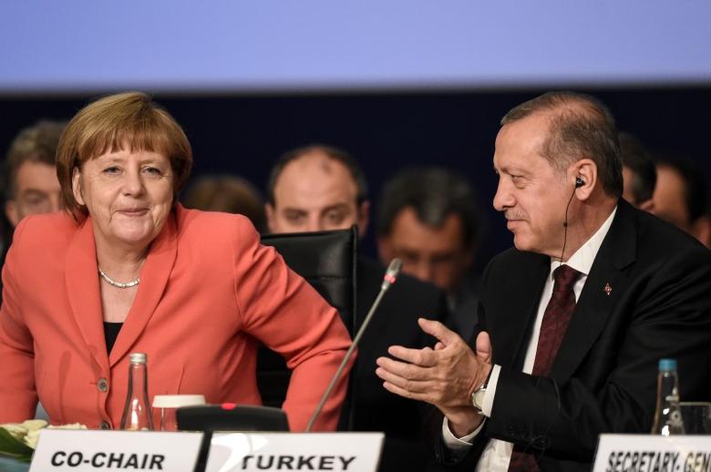 ألمانيا تطالب اليونان بنزع السلاح من جزرها المجاورة لتركيا.. فهل انتصر أردوغان أم أن ميركل منحازة لأنقرة؟