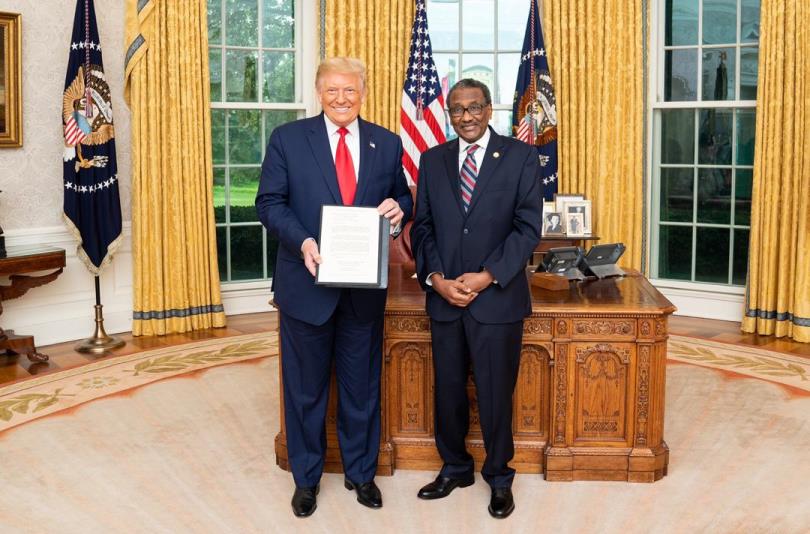 تطور إيجابي في العلاقات السودانية الأمريكية.. الخرطوم تعيّن أول سفير لها بواشنطن منذ 23 عاماً