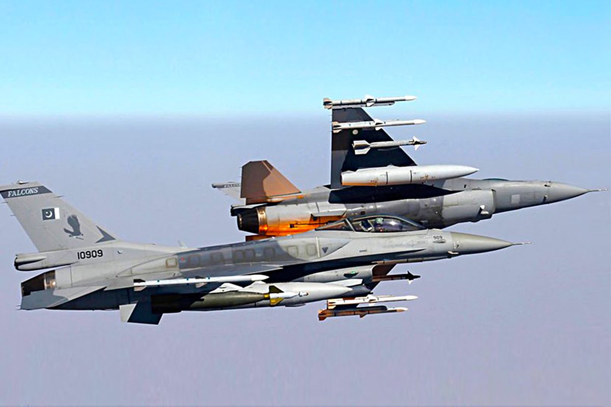 عدَّلت عليها لتحمل قنابل نووية! لماذا تحب باكستان طائرات F-16 وتفضلها على غيرها؟