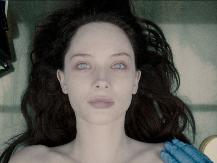 إلى عشاق أفلام الرعب: إليكم أفضل 13 فيلماً على نتفلكس في 2020