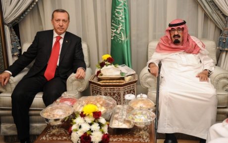 وثائق مسربة.. السعودية كانت تفكر بالاعتماد على تركيا لحمايتها من طموحات إيران بدلاً من أمريكا