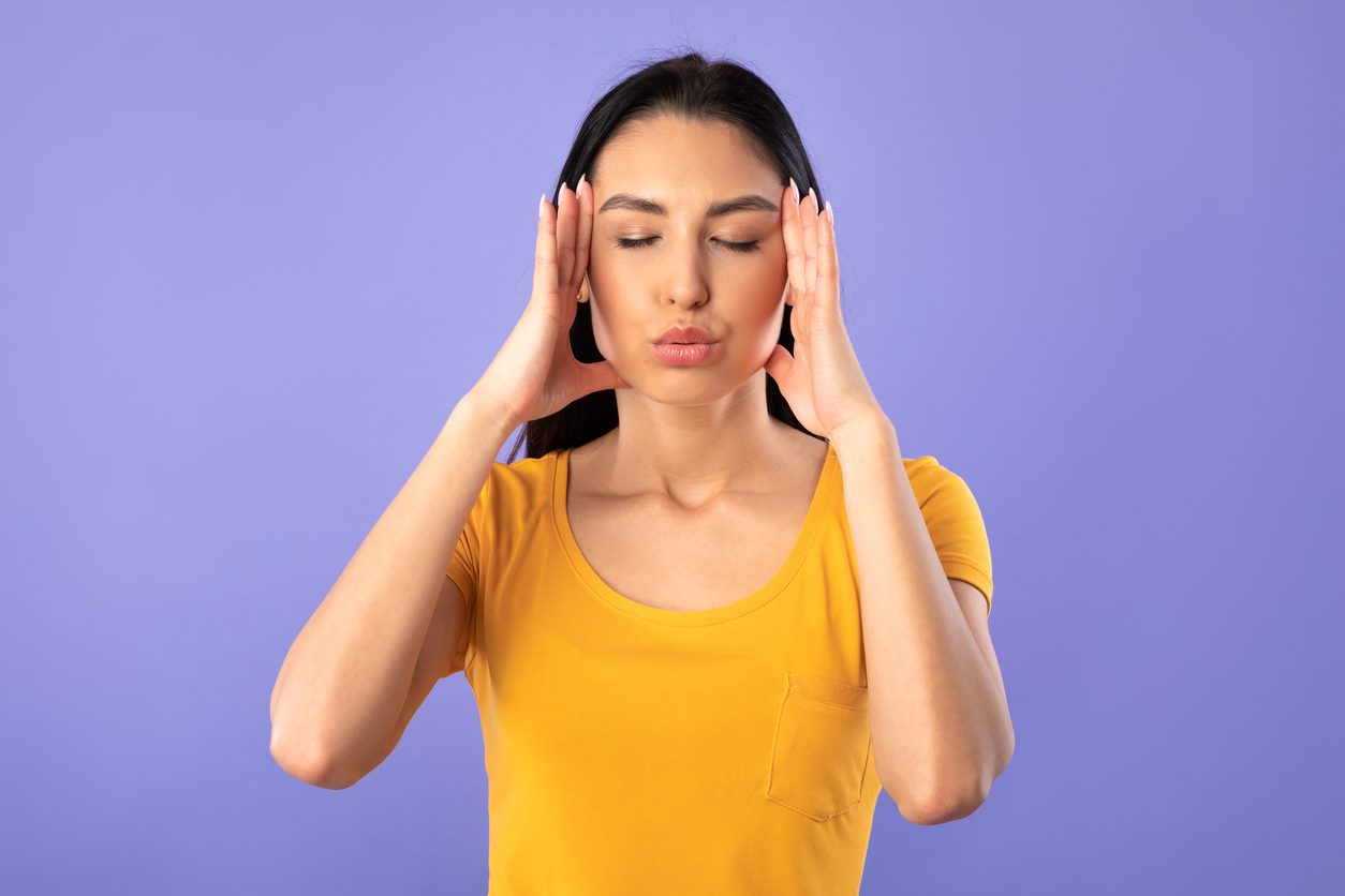 iStock/ يوغا الوجه لإزالة التجاعيد