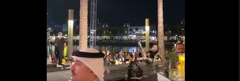 فيديو لحظة سقوط “نمبر ون” محمد رمضان في منصة مهرجان ضيافة أمام الجمهور