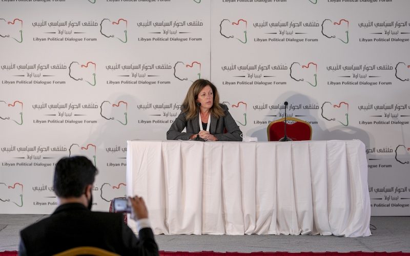 انطلاق الحوار الليبي في تونس برعاية أممية.. إجراء انتخابات وحكومة واحدة أبرز أهدافه