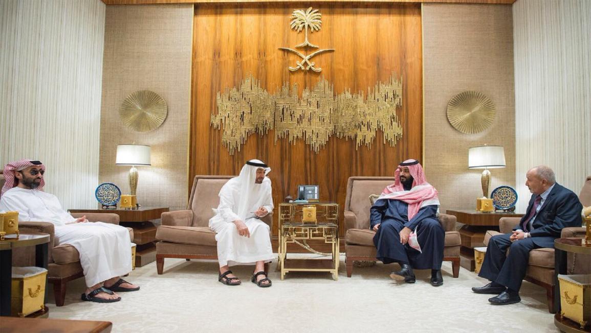 تحالف السعودية مع حزب الإصلاح اليمني على حافة الخطر.. والإمارات تواصل “طعنه” من الخلف