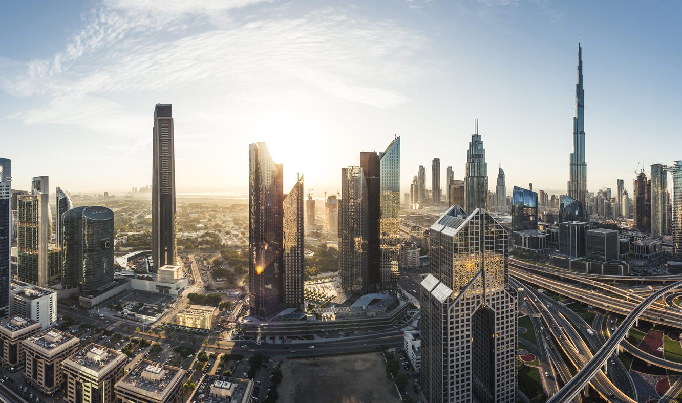 شيدت برج خليفة ومتحف اللوفر في دبي.. أكبر شركة مقاولات في الإمارات تعلن إفلاسها رسمياً