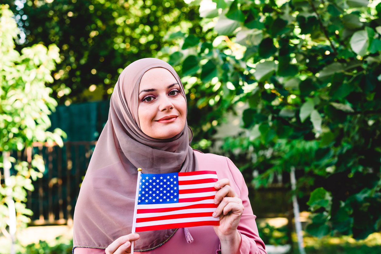كيف جعلني الأمريكيون معلمة لهم تدرّسهم الإسلام والطبخ العربي؟ مشاهدات امرأة عربية بأمريكا