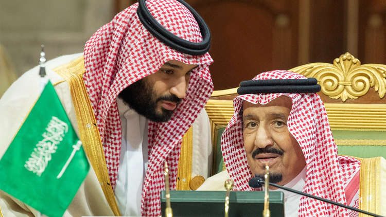 هل الأب والابن مختلفان أم أن الملك يعبر عن السياسة الرسمية ويعمل ولي العهد وحاشيته من وراء الكواليس؟