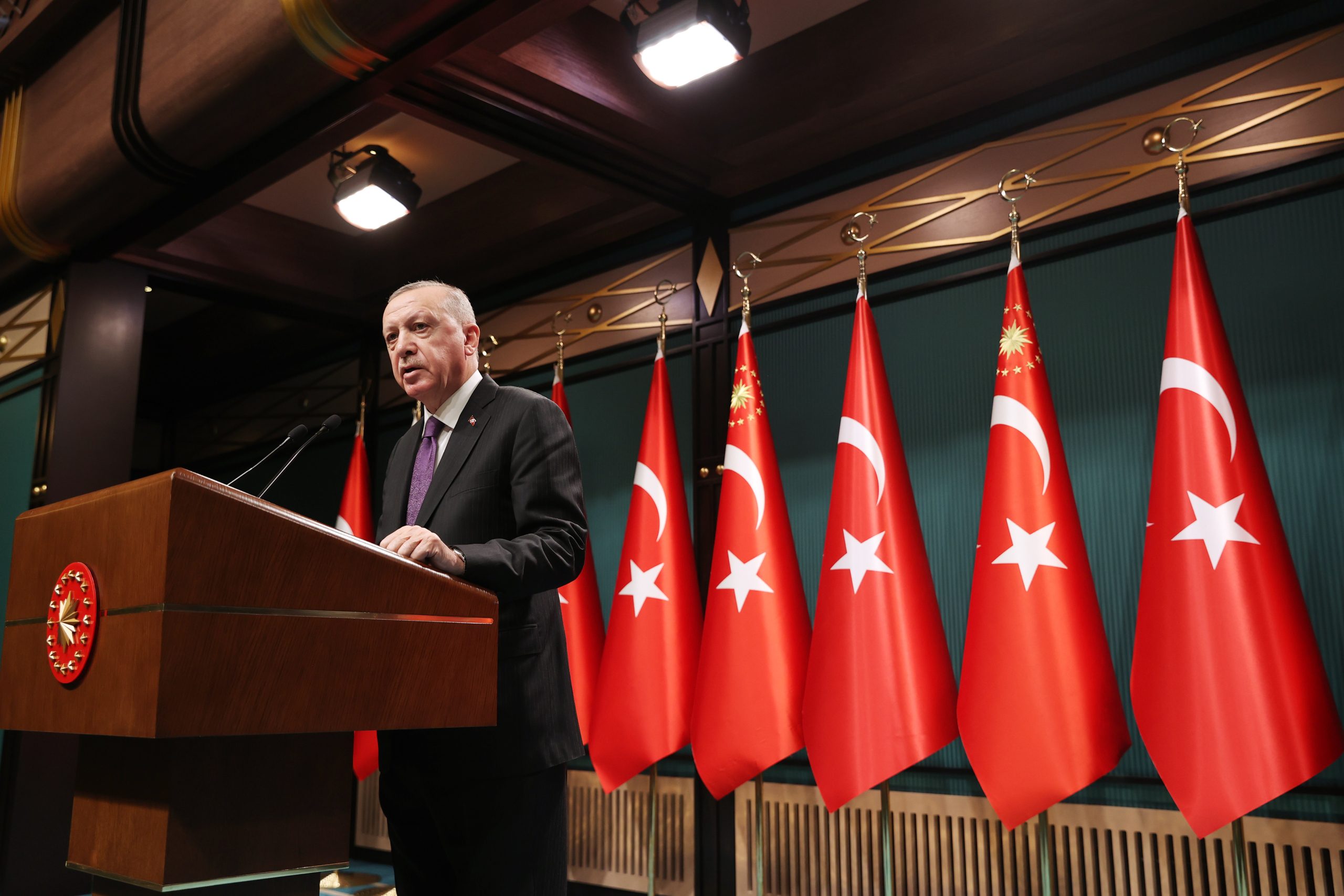 أردوغان قال إن بلاده شرعت في تأسيس مركز لإطلاق أقمار صناعية صغير