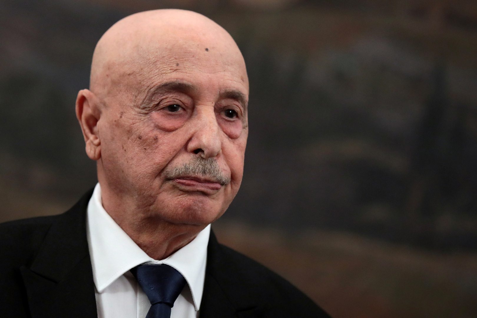 تهديدات للنواب بالقتل وعقيلة صالح يقود جلسة موازية في بنغازي.. البرلمان الليبي يفشل في منح الثقة للحكومة الجديدة