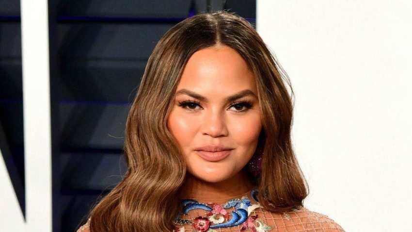 كريسي تيغين تودع جمهورها البالغ 14 مليوناً على “تويتر”.. كشفت سبب حذف حسابها بكلمات مؤثرة