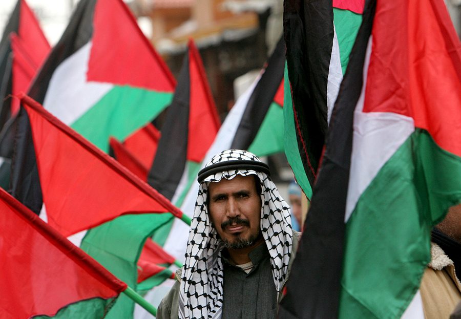 “سيناريو التأجيل مطروح على الطاولة”.. لماذا قد لا تُجرى الانتخابات الفلسطينية في موعدها؟