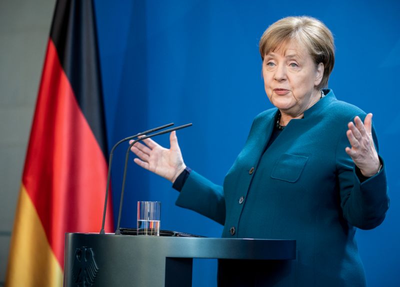 “إرث ميركل المتأرجح”.. حققت الازدهار لألمانيا وأنقذت أوروبا مرات عدة، ولكنها ورطتهما في مأزق مصيري