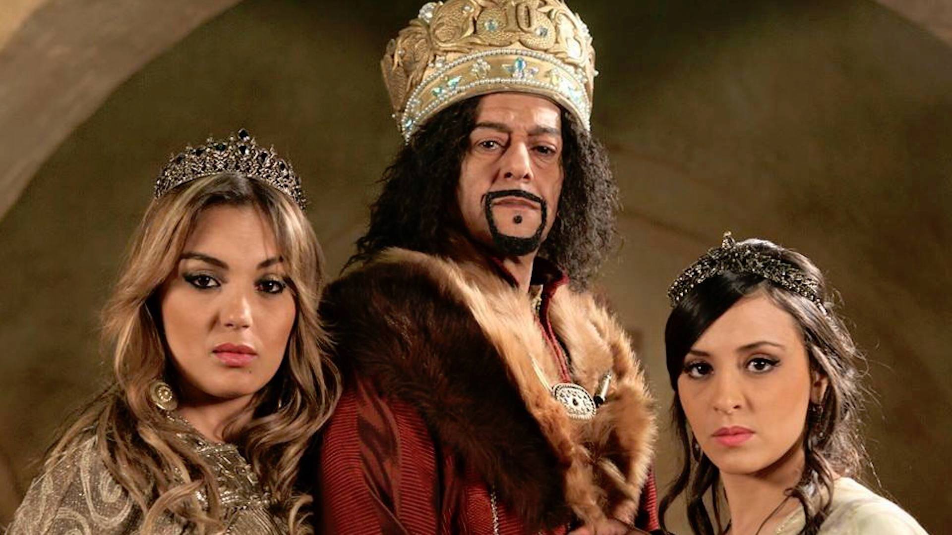 عاشور العاشر.. الملك الذي أضحك الجزائريين في رمضان