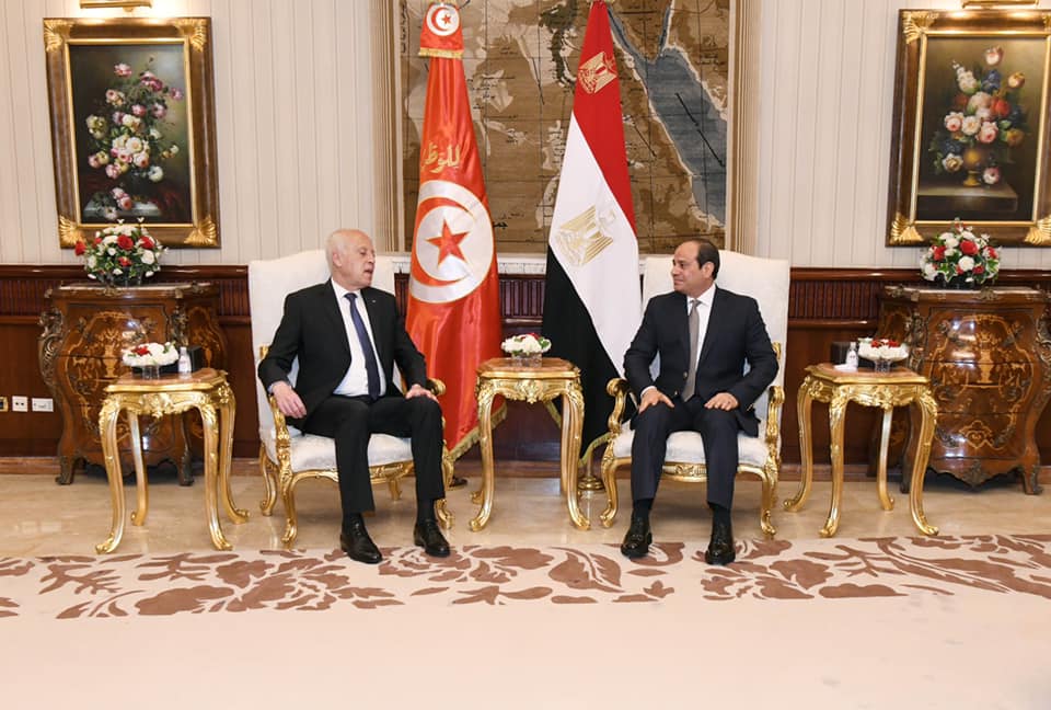الرئيس التونسي في القاهرة لأول مرة.. ما الدعم الذي يبحث عنه السيسي مع سعيد حول أزمة “سد النهضة”؟