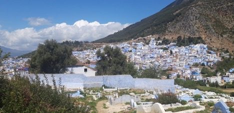 مسجد بوزعافر في مدينة شفشاون في المغرب