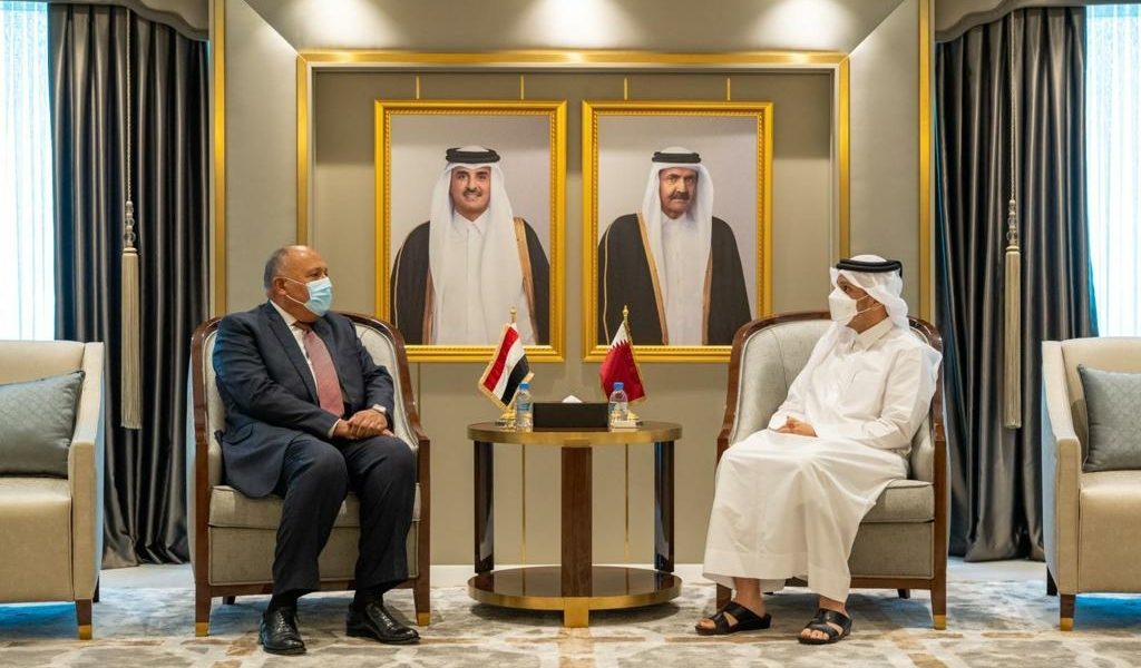 بعد إعلان مصر تعيينها سفيراً فوق العادة في قطر.. ماذا يعني هذا المنصب، ومدى اختلافه عن السفير العادي