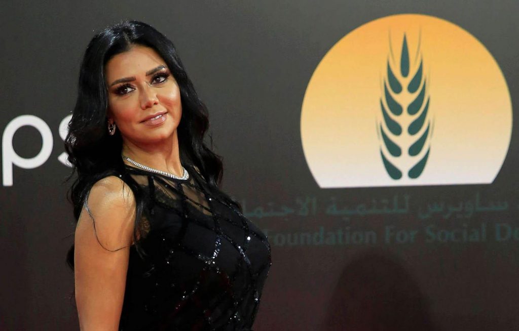 المحكمة تصدر قرارها في قضية رانيا يوسف والإعلامي العراقي نزار الفارس