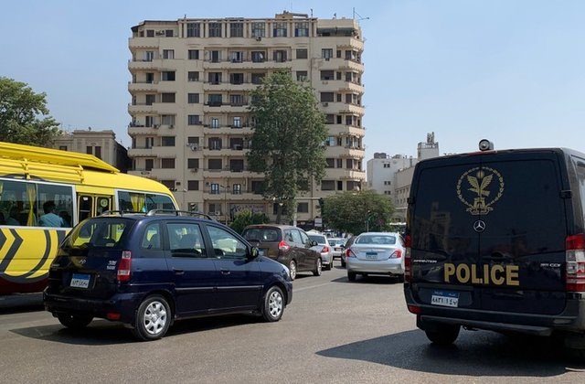 بعدما نجح في أسواق أوروبا.. كيف تستخدم القاهرة السجن أداة لمساومة مستثمر على شركته العملاقة؟