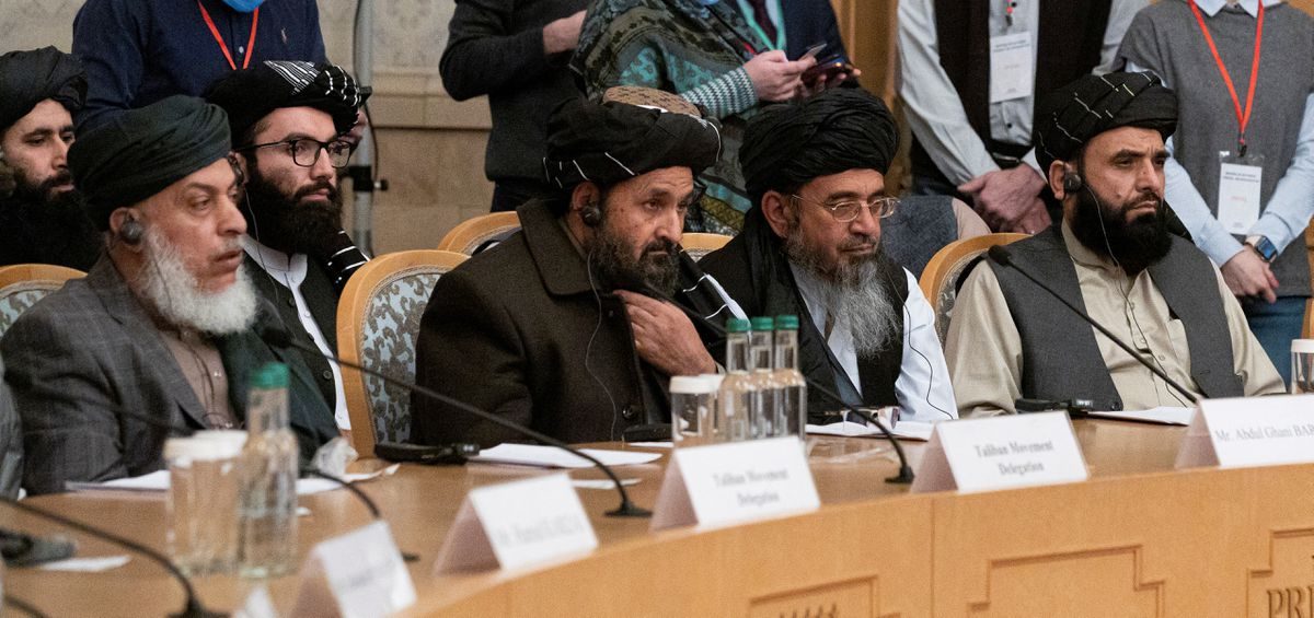 إجلاء العالقين وحماية المطار وداعش.. تعاون أمريكي لافت مع طالبان، فهل يستمر أم ينتهي بالانسحاب؟