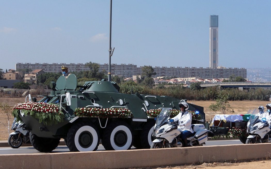 الجزائر