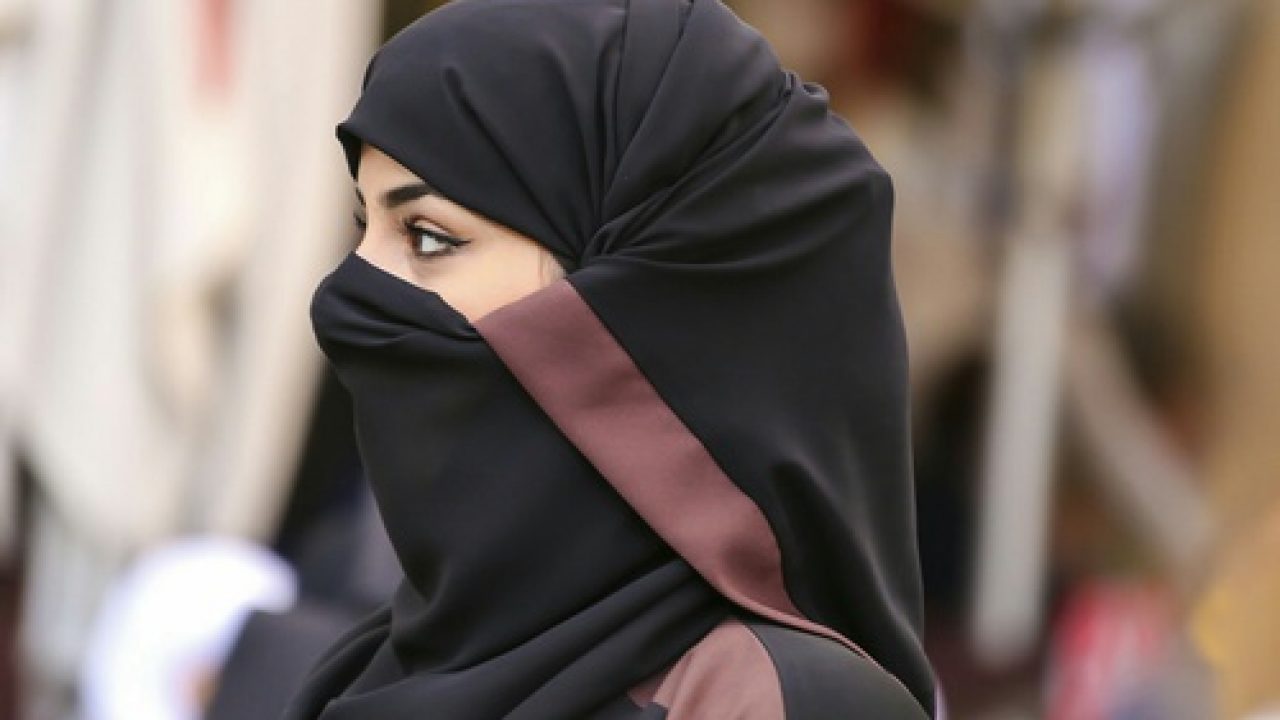 السعوديات المتزوجات بأجانب.. معاناة مستمرة ومستقبل غامض ينتظر أبنائهن