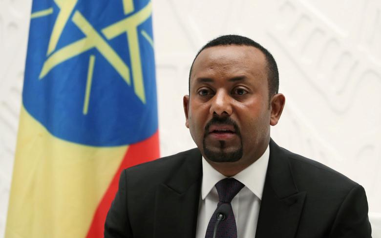 “ثلث كوب من الدقيق”.. آبي أحمد واثق من هزيمة تيغراي رغم نكبة جيشه، إنه يراهن على سلاح شديد الوحشية