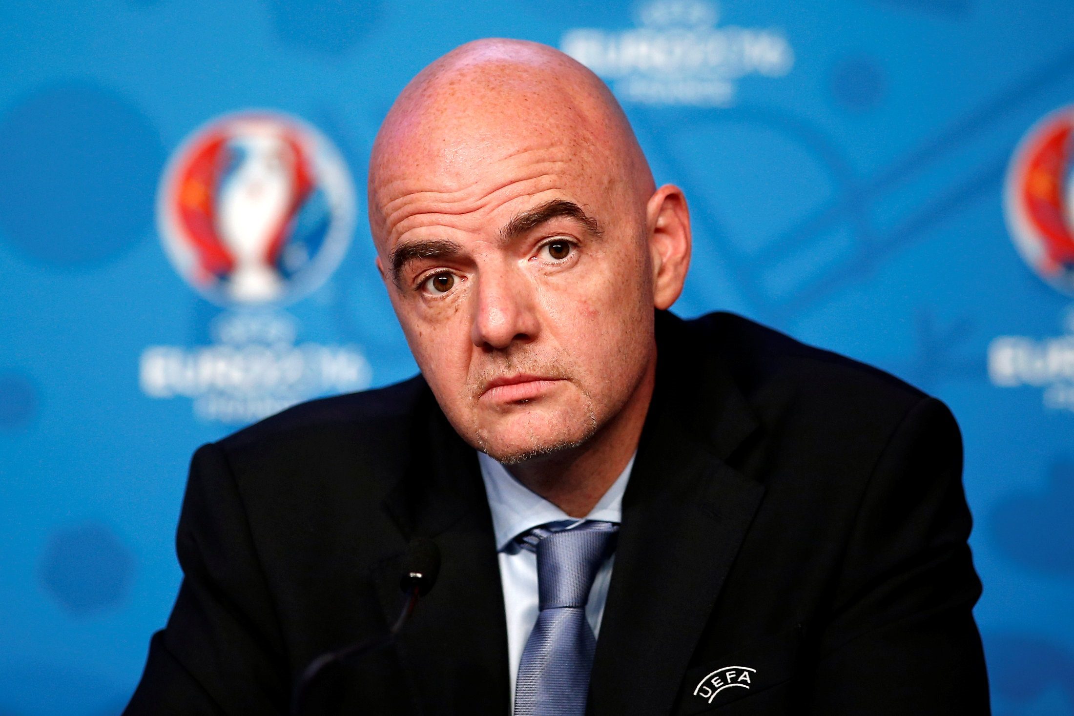 “كأس عالم 2030 في الإمارات وإسرائيل”.. هل يمنح إنفانتينو ما لا يملك لمن لا يستحق؟