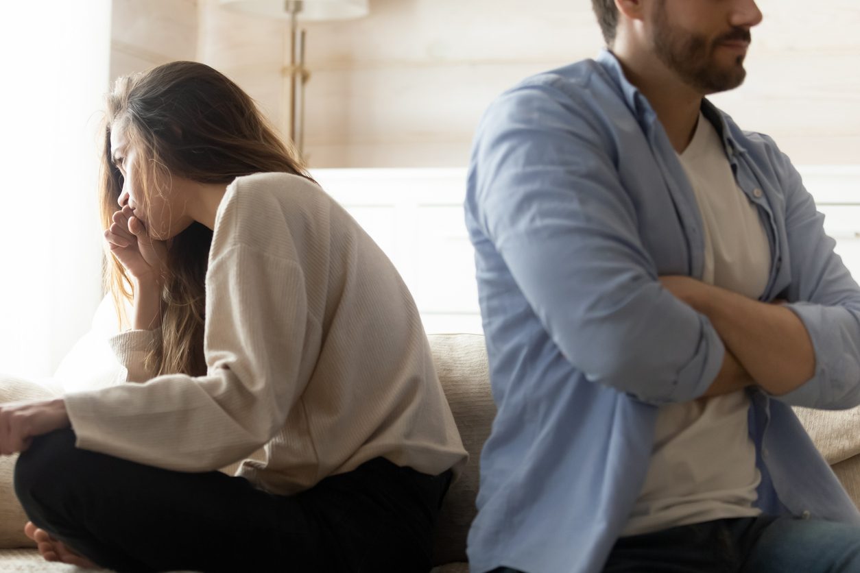 أسباب مشاعر الغيرة في العلاقات الزوجية