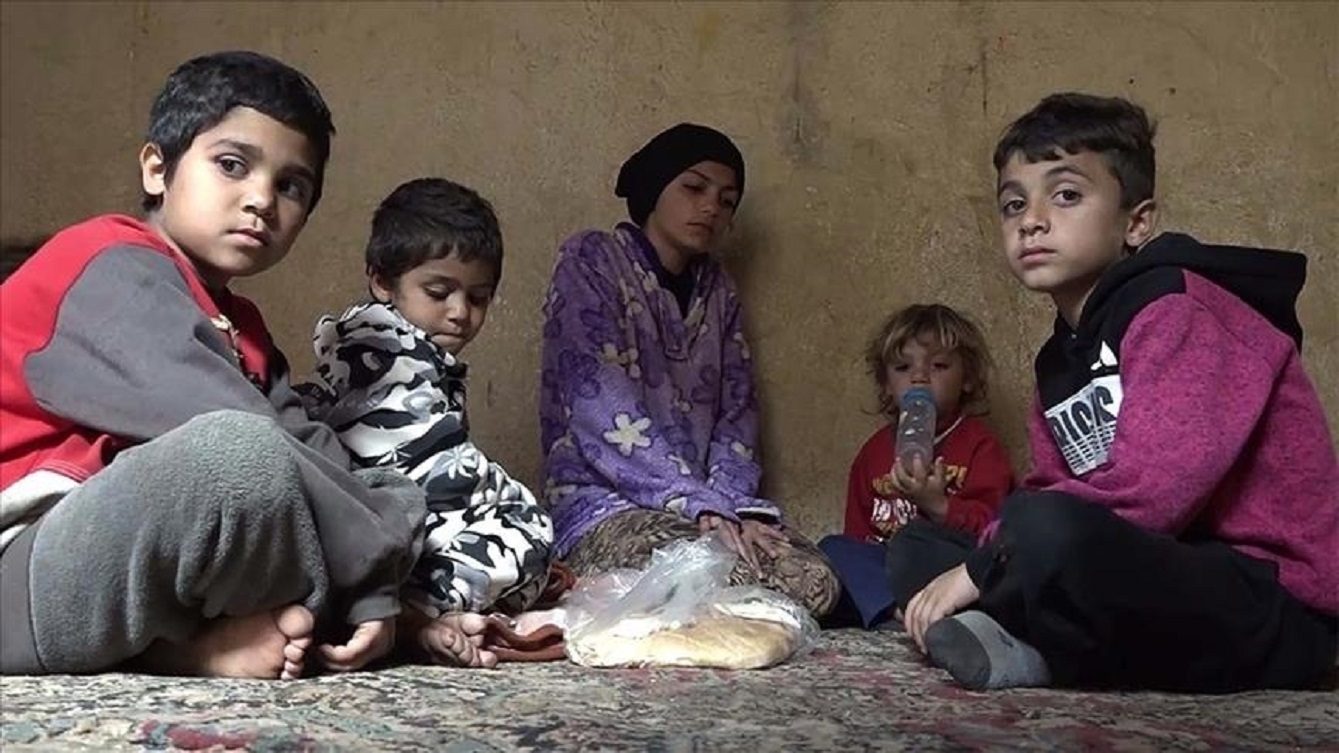 لبنانيات يطعمن أبناءهن ماء ممزوجاً بالسكر لفقدان الحليب! أزمة نقص السلع الكارثية تتفاقم بلبنان