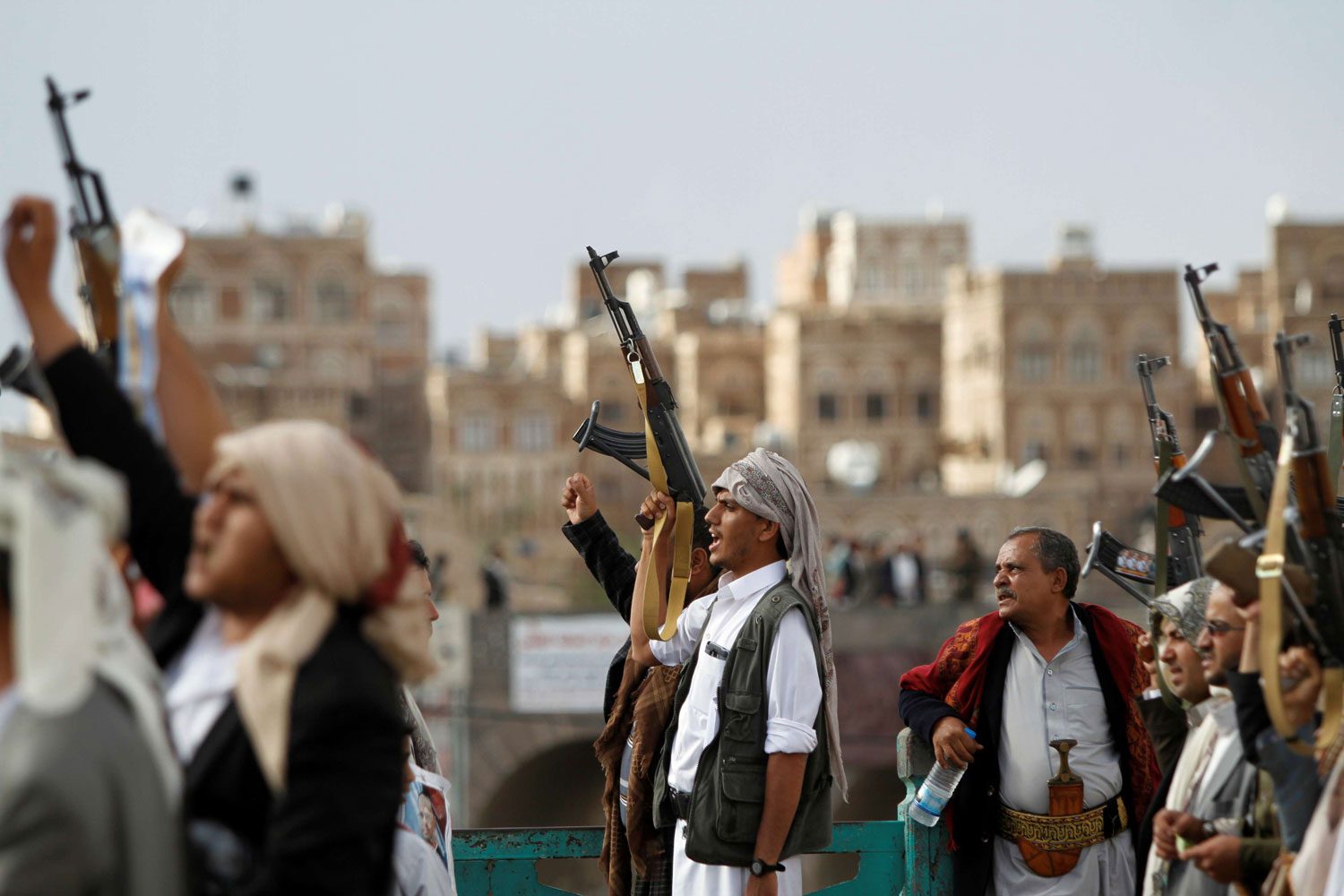 مطار الملك عبد الله هجوم