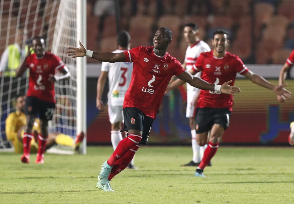 أليو ديانغ سجل ثنائية في فوز الأهلي على الزمالك وجدول ترتيب الدوري المصري (رويترز)