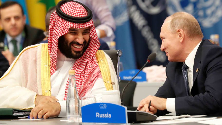 خطة روسية لإقامة هيكل أمني بمنطقة الخليج.. فهل تؤدي للاعتراف بسيطرة الحوثيين على اليمن؟