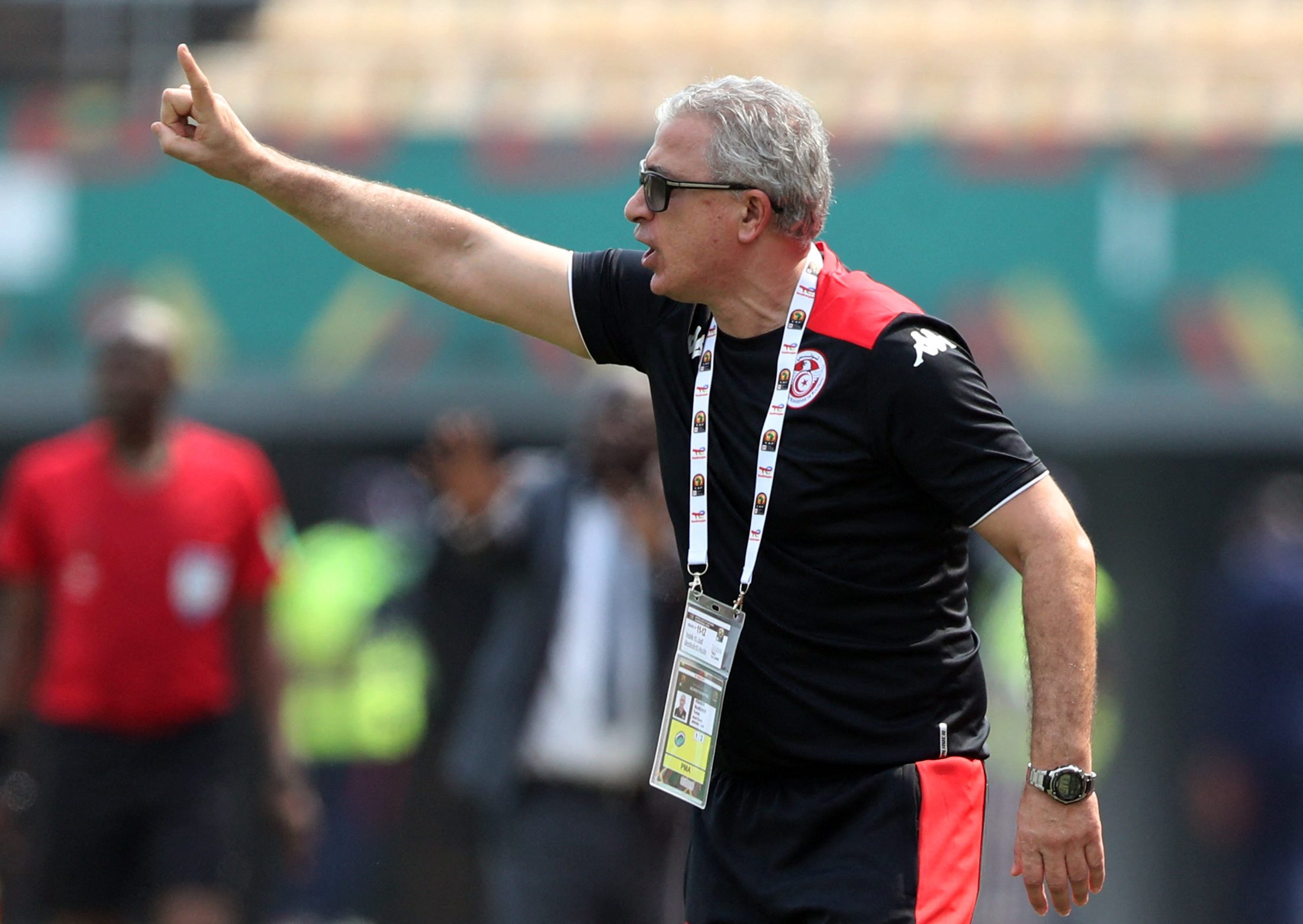 إقالة منذر الكبيّر من تدريب منتخب تونس (رويترز)