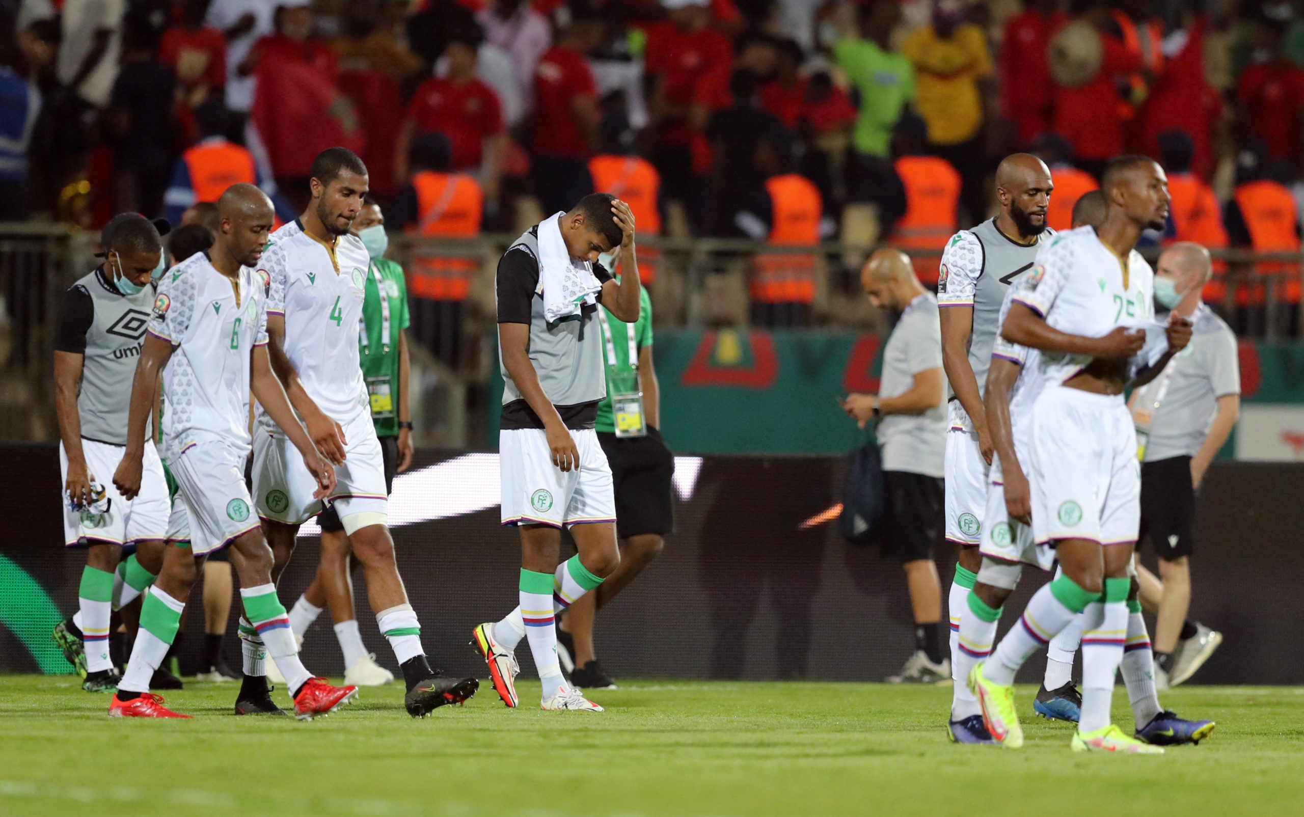 منتخب جزر القمر يواجه الكاميرون في دور الـ16 لكأس إفريقيا (رويترز)