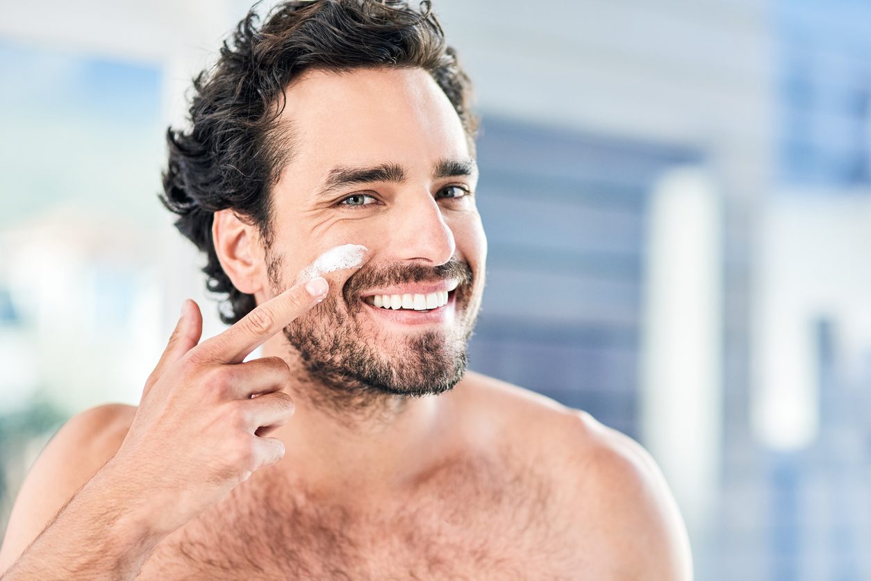 iStock/ تنظيف البشرة للرجال