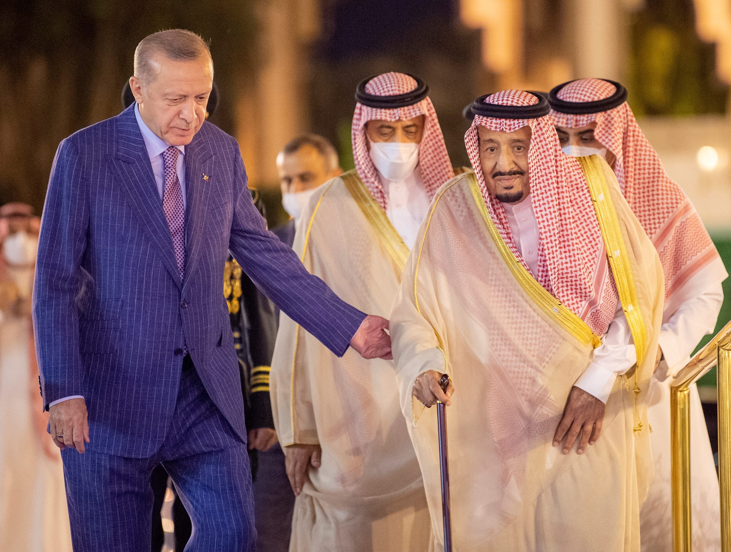 استمرار حرب أوكرانيا ينذر بتراجع نفوذ روسيا بالشرق الأوسط، فمن يستفيد أمريكا، إيران، أم تركيا؟